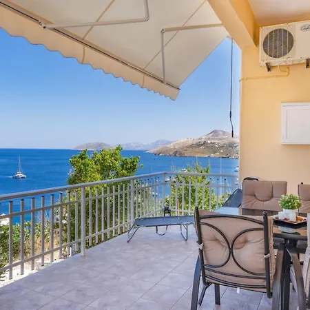 Anna House 아파트 Panteli