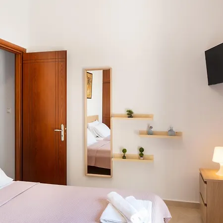 Appartement Anna House *