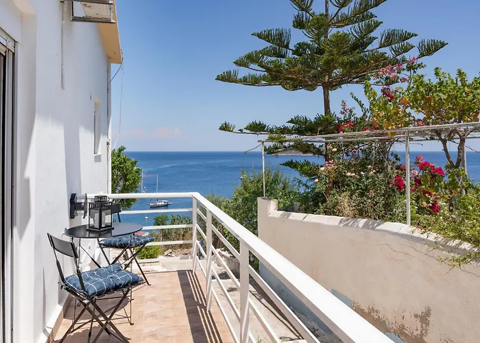 Daire Anna House Panteli